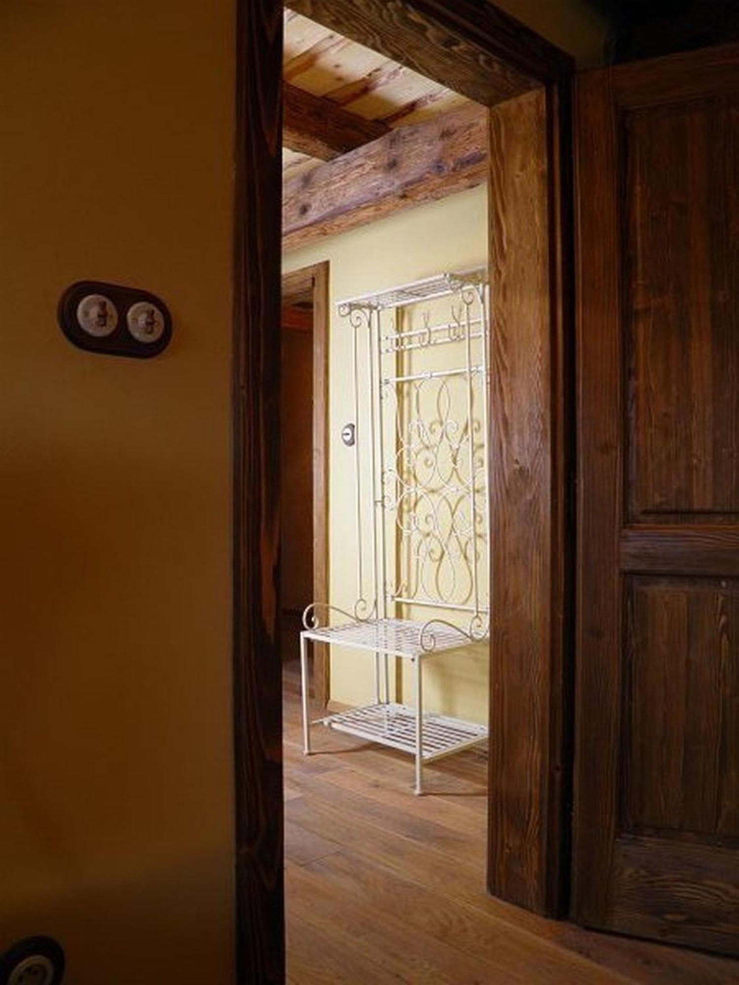 Dvur Olsiny -Hotel And Horse-Riding Карвина Номер фото